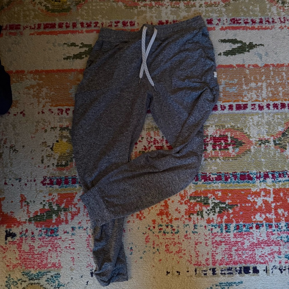 Vuori Heathered Joggers